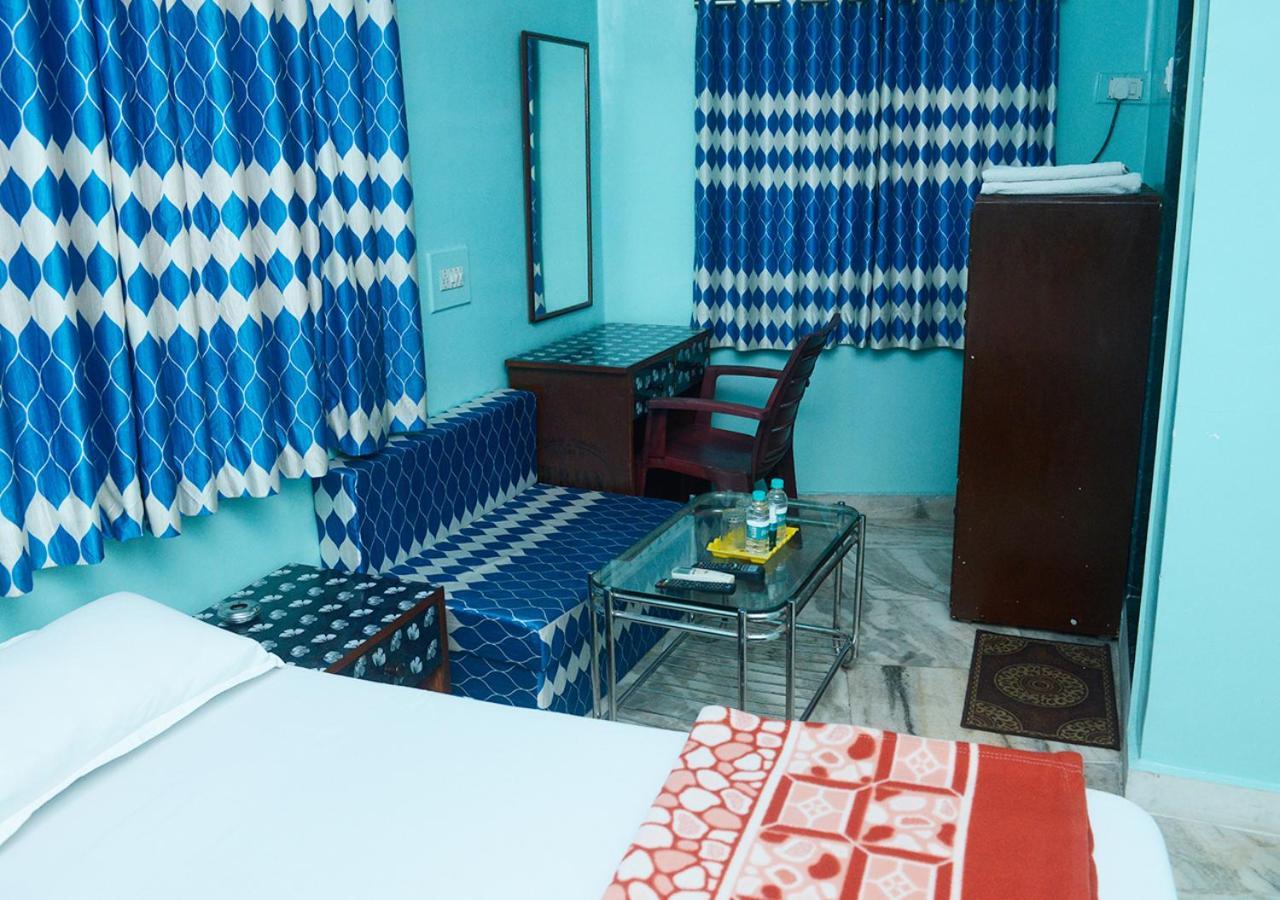 Srk Hotel Bombay Exterior foto